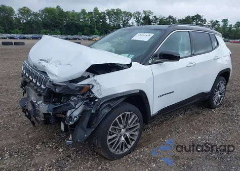 2022 Jeep Compass Limited 4X4 из США, поврежденный, VIN 3C4NJDCB2NT122490